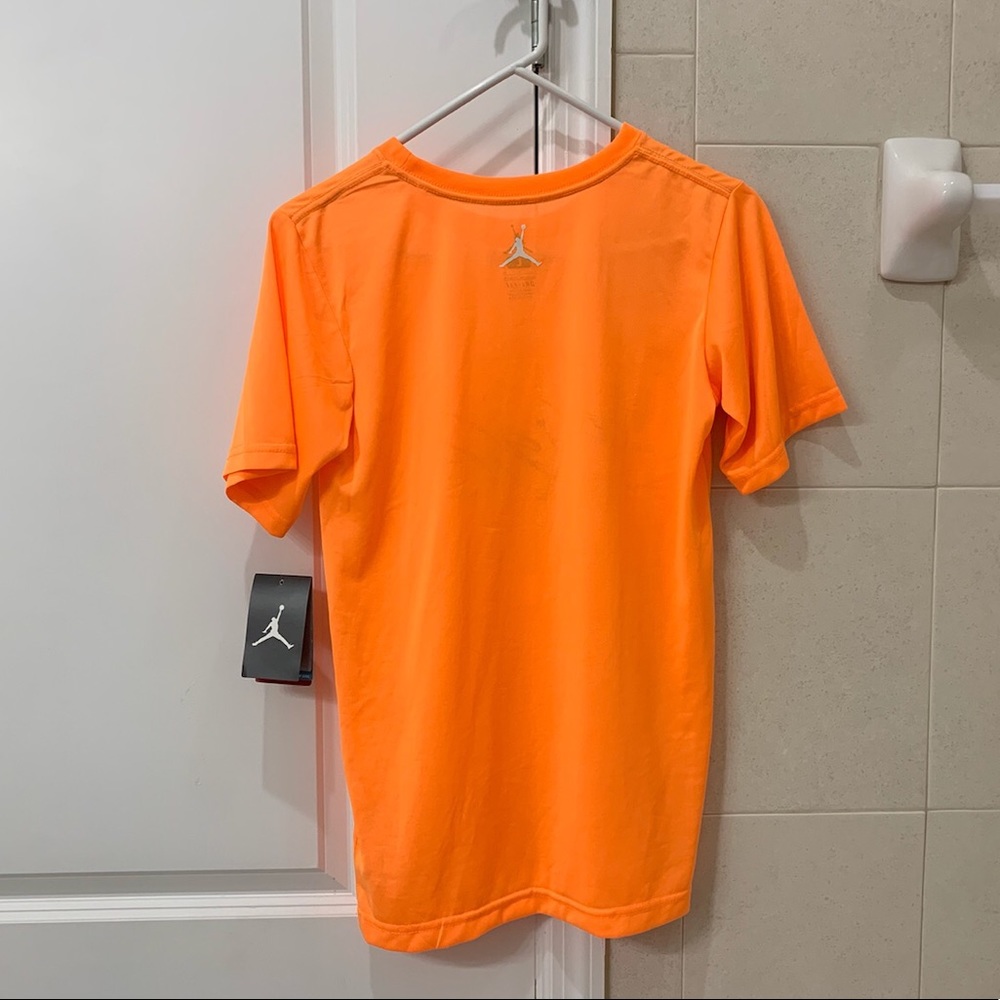 [SOLD] NWT Jordan Dri-Fit Shirt Boys Size L - Picture 5 of 5